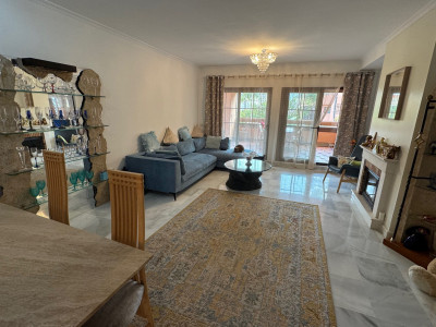 Apartamento en venta en Hacienda del Sol, Estepona