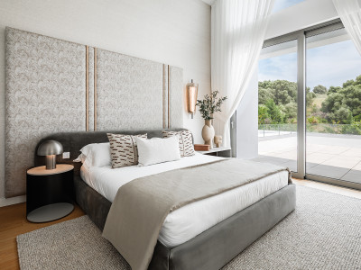 Villa en venta en El Paraiso, Estepona