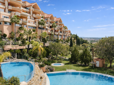 Apartment for sale in Magna Marbella, Nueva Andalucia