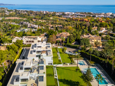 Semi Detached House for sale in Atalaya de Rio Verde, Nueva Andalucia