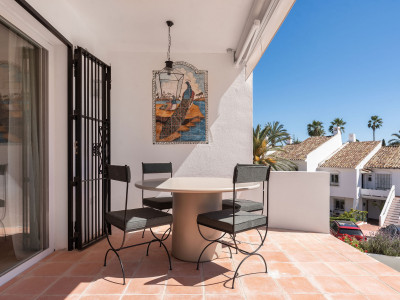 Апартамент на нижнем этаже в продаже в Andalucia Garden Club, Новая Андалусия