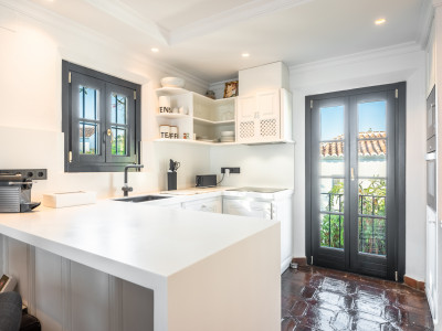 Таунхаус в продаже в Lomas Pueblo, Золотая Миля