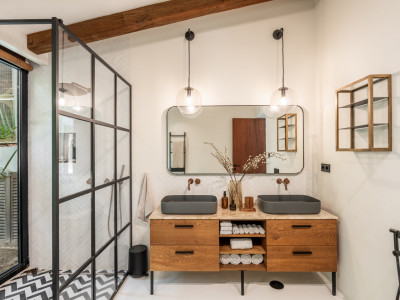 Villa for sale in Nueva Andalucia