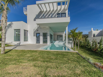 Villa zum Verkauf in Elviria, Marbella Ost