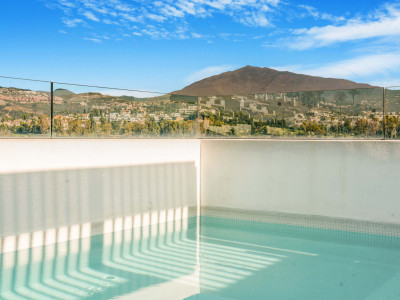 Penthouse duplex à vendre à El Campanario Hills, Estepona
