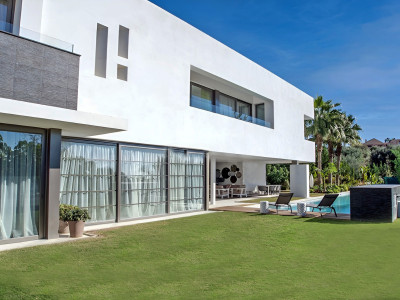 Villa zum Verkauf in La Alqueria, Benahavis