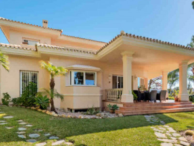 Villa à vendre à El Herrojo, Benahavis