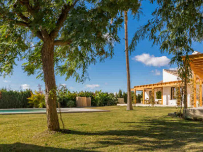 Villa en venta en Estepona Hills, Estepona