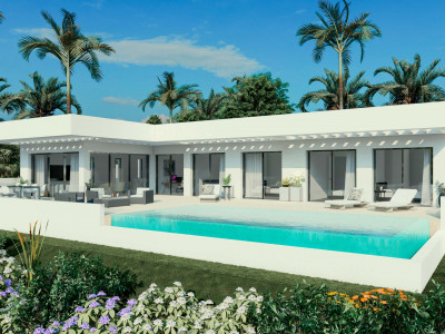 Villa for sale in Casares Playa, Casares