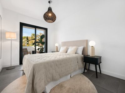 Apartamento en venta en Coto Real, Marbella Golden Mile