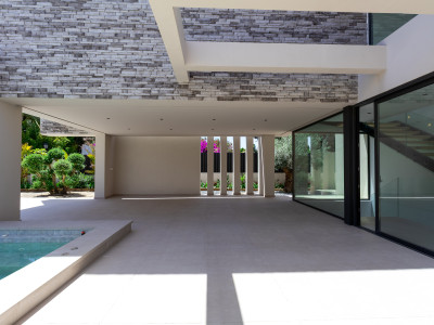 Villa zum Verkauf in Cortijo Blanco, San Pedro de Alcantara