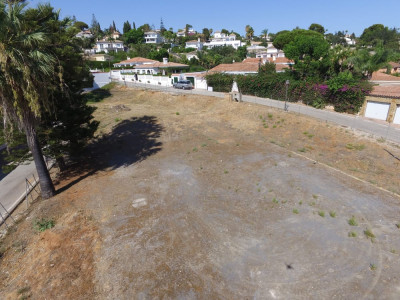 Grundstück zum Verkauf in Elviria, Marbella Ost