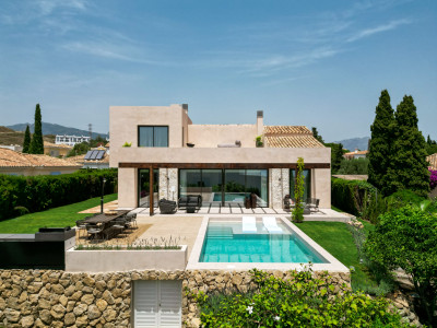 Villa for sale in Paraiso Alto, Benahavis