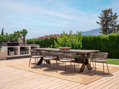 Villa for sale in Paraiso Alto, Benahavis