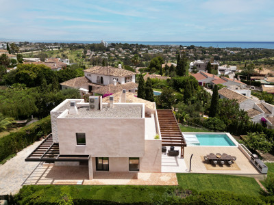 Villa for sale in Paraiso Alto, Benahavis