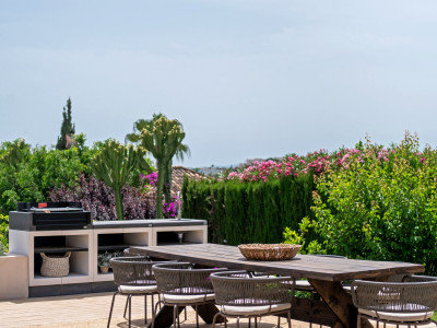 Villa for sale in Paraiso Alto, Benahavis