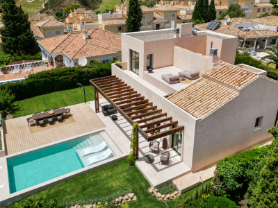 Villa for sale in Paraiso Alto, Benahavis