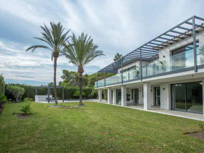 Villa for sale in Rocio de Nagüeles, Marbella Golden Mile