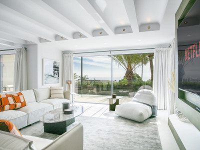 Villa for sale in Rocio de Nagüeles, Marbella Golden Mile