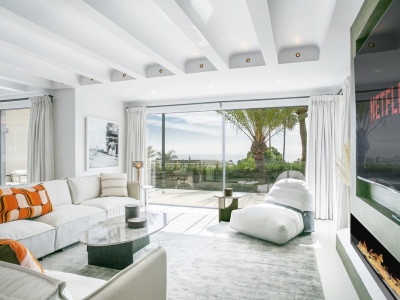 Villa for sale in Rocio de Nagüeles, Marbella Golden Mile