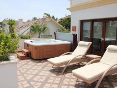 Duplex Penthouse for sale in Lomas del Rey, Marbella Golden Mile