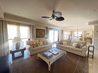 Duplex Penthouse for sale in Lomas del Rey, Marbella Golden Mile