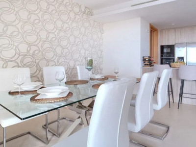 Apartamento en venta en Real de La Quinta, Benahavis