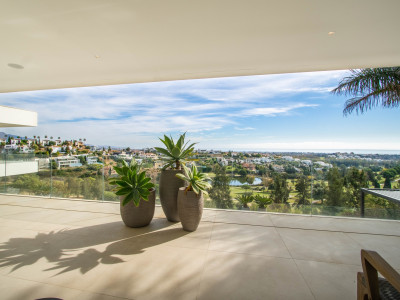 Villa en venta en La Alqueria, Benahavis