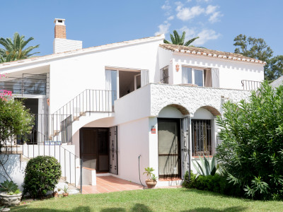Haus zum Verkauf in Estepona
