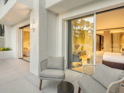 Ground Floor Apartment for sale in Puente Romano, Marbella Golden Mile