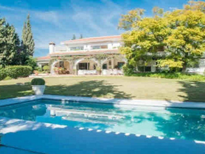 Villa en venta en Calahonda, Mijas Costa