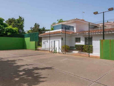 Villa en venta en Calahonda, Mijas Costa