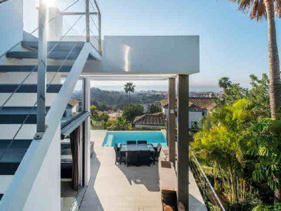 Villa en venta en La Montua, Marbella