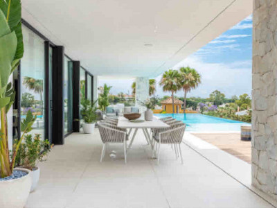 Villa en venta en Carib Playa, Marbella Este
