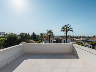 Villa zum Verkauf in La Cerquilla, Nueva Andalucia
