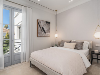Villa zum Verkauf in La Cerquilla, Nueva Andalucia