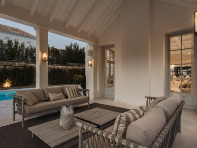 Villa zum Verkauf in La Cerquilla, Nueva Andalucia