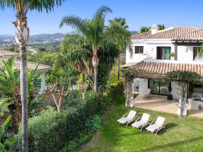 Villa for sale in Lomas de Magna Marbella, Marbella Golden Mile