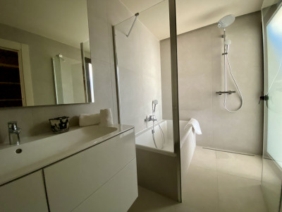 Apartamento Planta Baja en venta en Velaya, Estepona