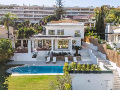 Villa zum Verkauf in Las Brisas, Nueva Andalucia