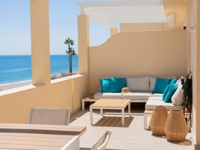 Apartment for sale in Playa del Moral, Estepona