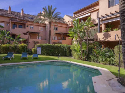 Doppelhaus zum Verkauf in Las Lomas del Marbella Club, Marbella Goldene Meile