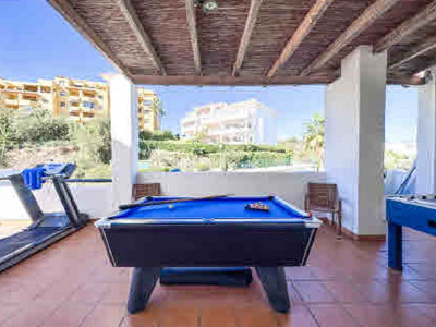 Zweistöckiges Penthouse zum Verkauf in Selwo, Estepona