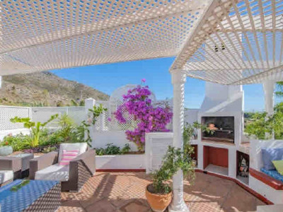 Town House for sale in Jardines Colgantes, Marbella Golden Mile