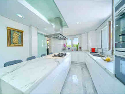 Duplex Penthouse for sale in Monte Paraiso Country Club, Marbella Golden Mile