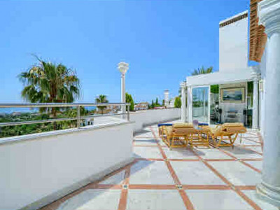 Duplex Penthouse for sale in Monte Paraiso Country Club, Marbella Golden Mile