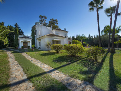 Villa for sale in Guadalmina Baja, San Pedro de Alcantara