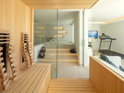 Вилла в продаже в La Cerquilla, Новая Андалусия