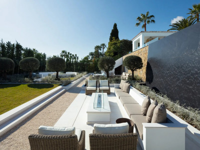 Вилла в продаже в La Cerquilla, Новая Андалусия