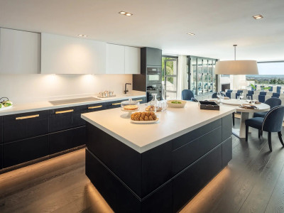 Вилла в продаже в La Cerquilla, Новая Андалусия